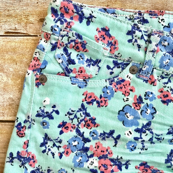 Shorty short Levi Floral Shorts - Picture 8 of 8